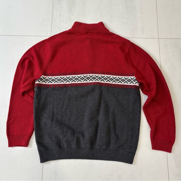 Early 2000’s Triple Pack Sweaters
Tommy Bahama, Pusser’s, Roundtree & York - Picture 14 of 14